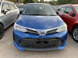 Toyota Corolla Fielder 1.5 Hybrid FWD 2018 Blue