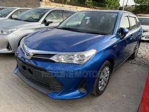 Toyota Corolla Fielder 1.5 Hybrid FWD 2018 Blue