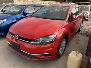 Volkswagen Golf 2018 Red