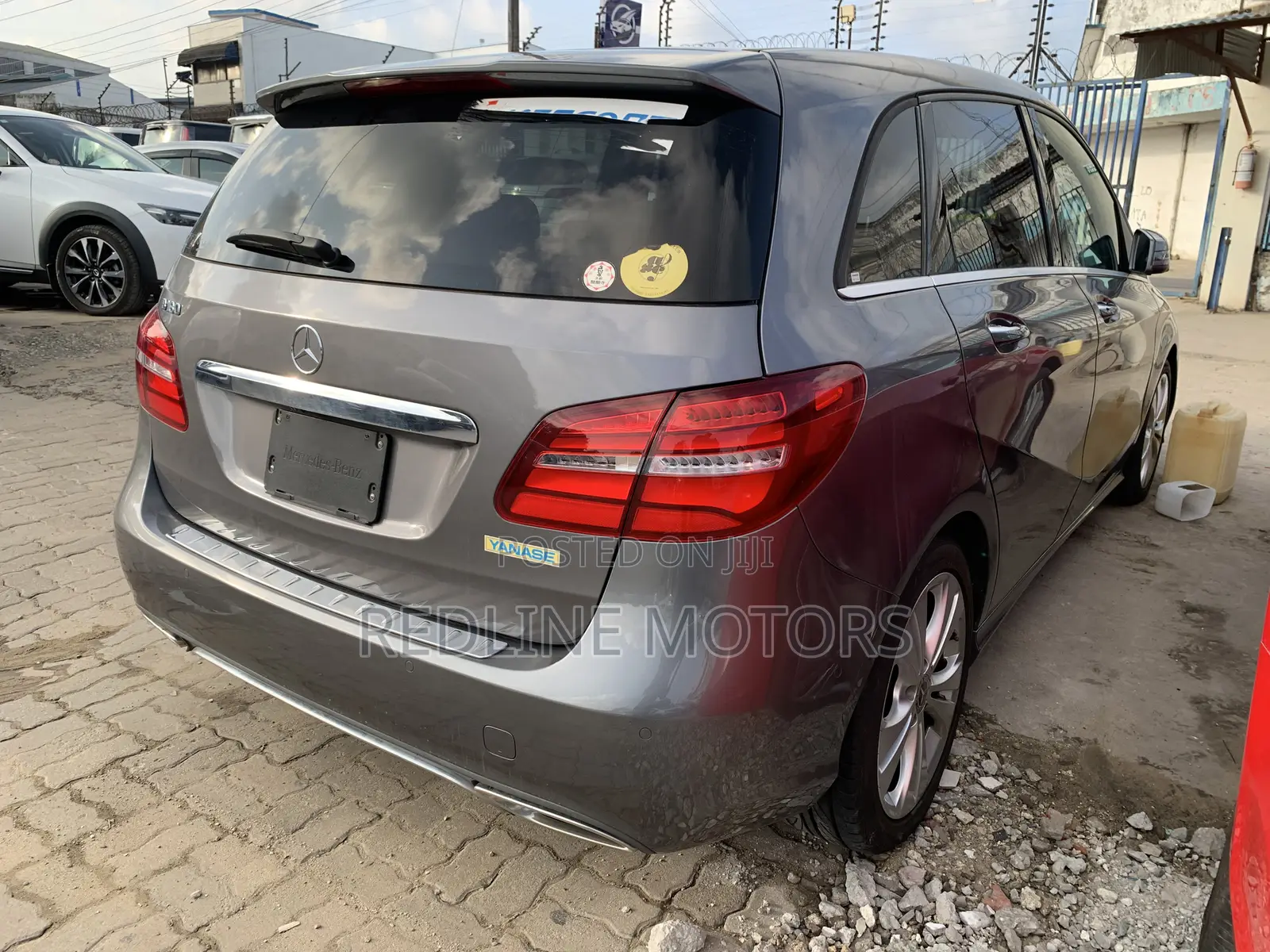 Mercedes-Benz B-Class B180 Petrol 2018 Gray