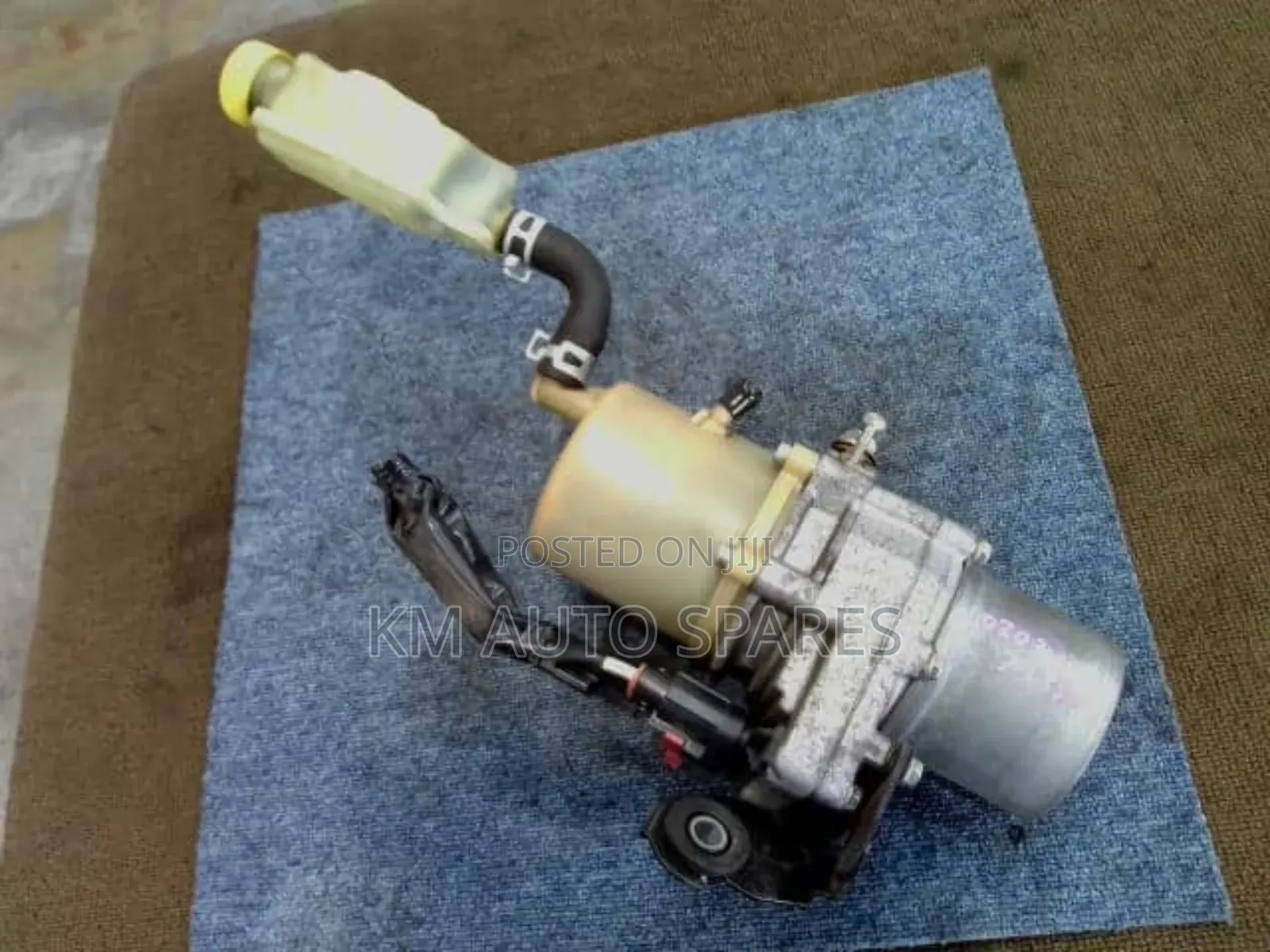 Mazda Lf Power Steering Pump for Mazda Premacy, Axela, Biante.