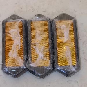 2pcs Rectangular Yellow Truck Reflectors - thumbnail 2