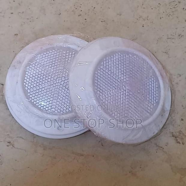 2pcs White Round Truck Reflectors - main view