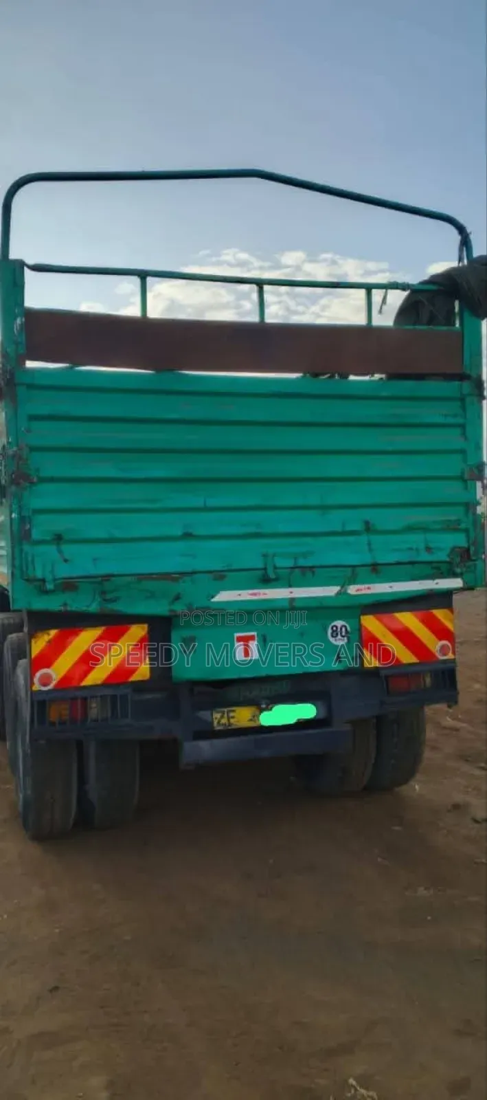 High Sided Trailer Accessible for Transportation