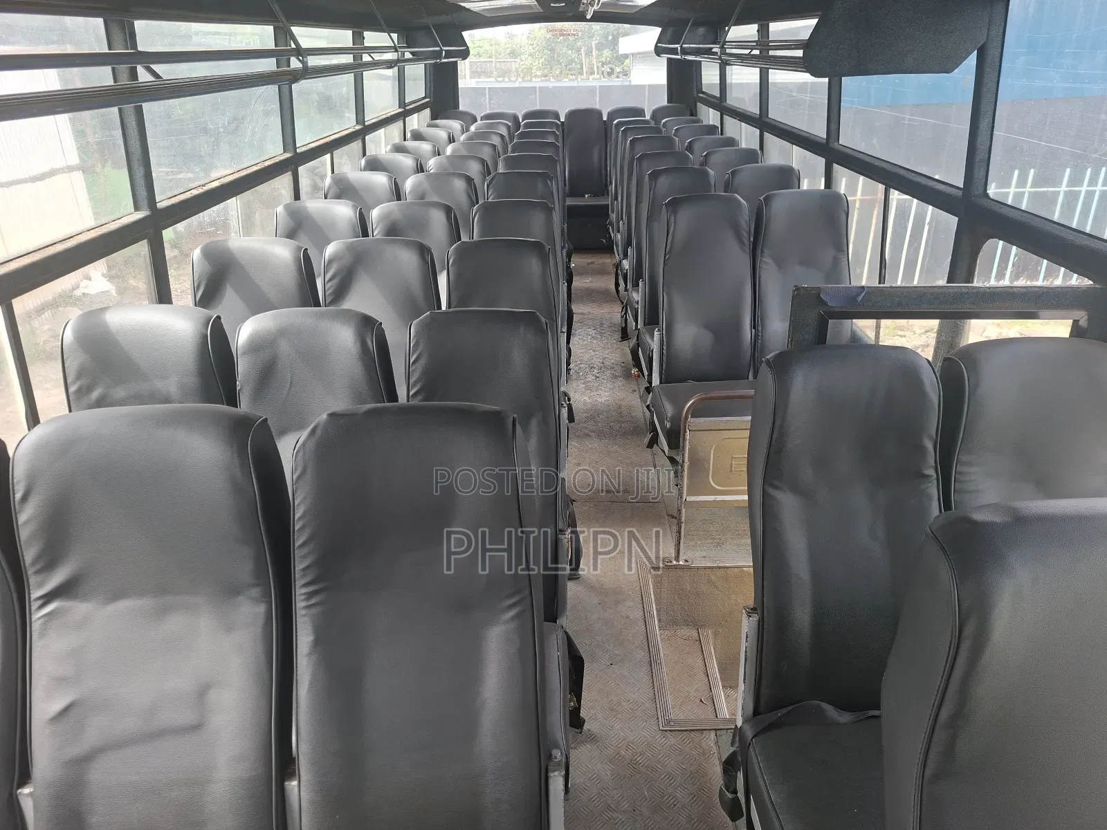 Isuzu Executive Bus 2009 Yellow