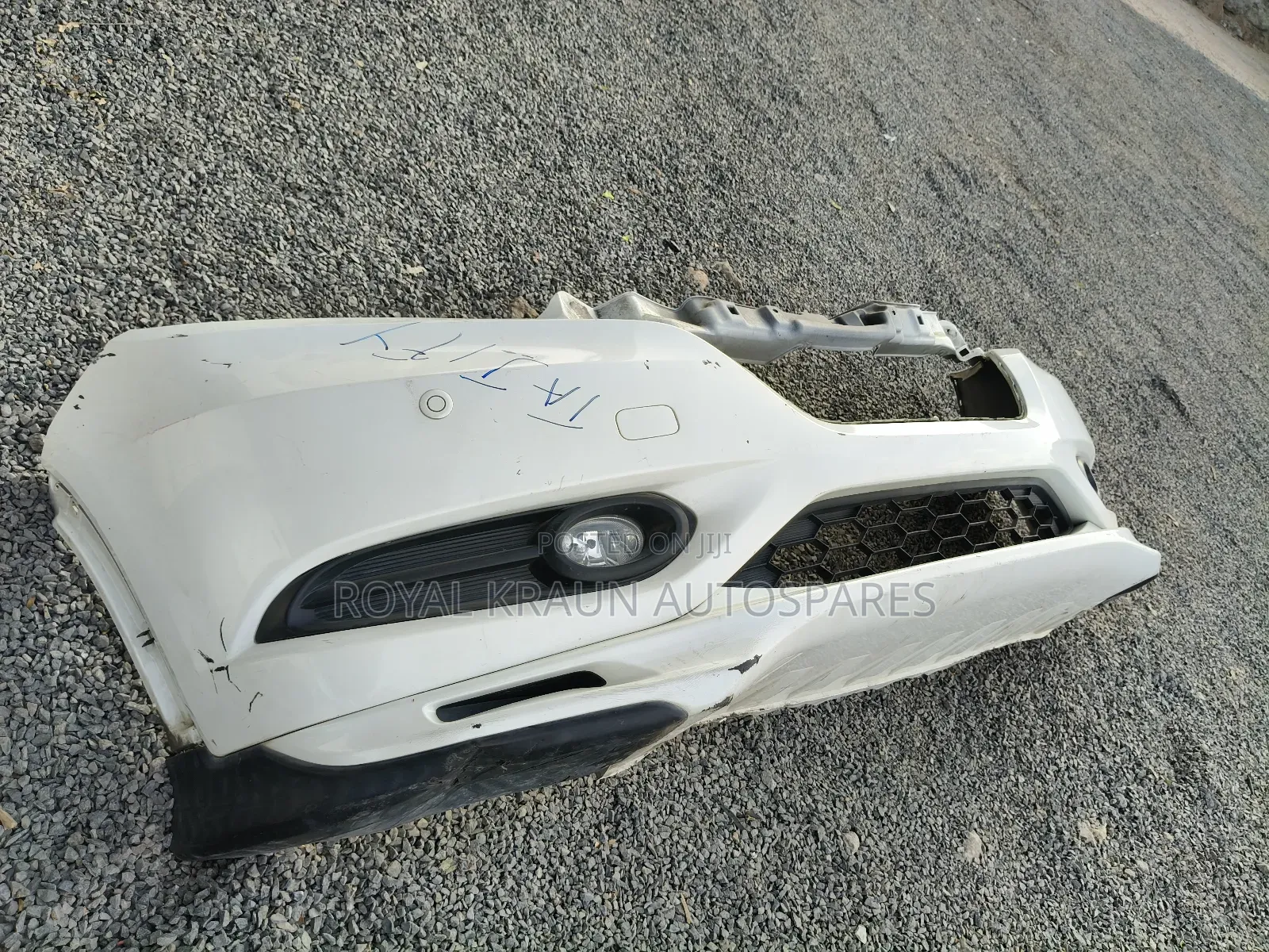 Vezel 2016 Front Bumper With Foglights