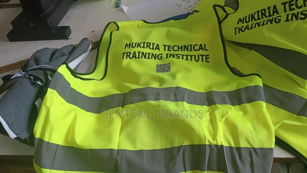 Reflector Vest - thumbnail 4