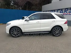 Mercedes-Benz GLS-Class 2018 Pearl