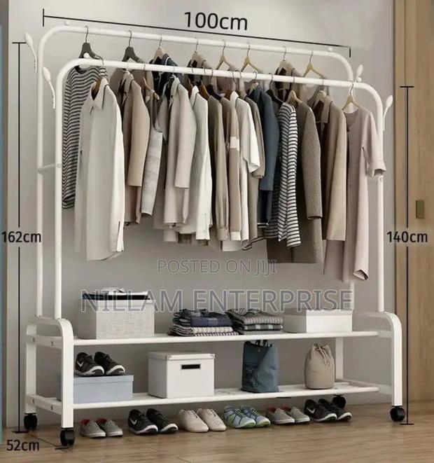 Multipurpose Hanger.