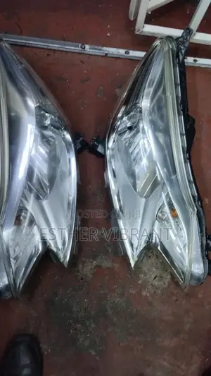 Nissan Note E12 Headlights