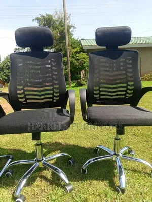 Premium Headrest Office Chair – Strong, Supportive Comfortable