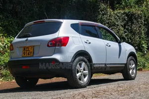 Nissan Dualis 2010 White