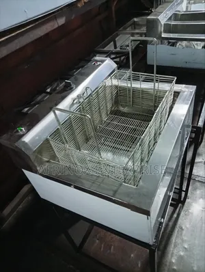 Restaurant-Grade Deep Fryer
Built for Consistent Results, Every Time.
