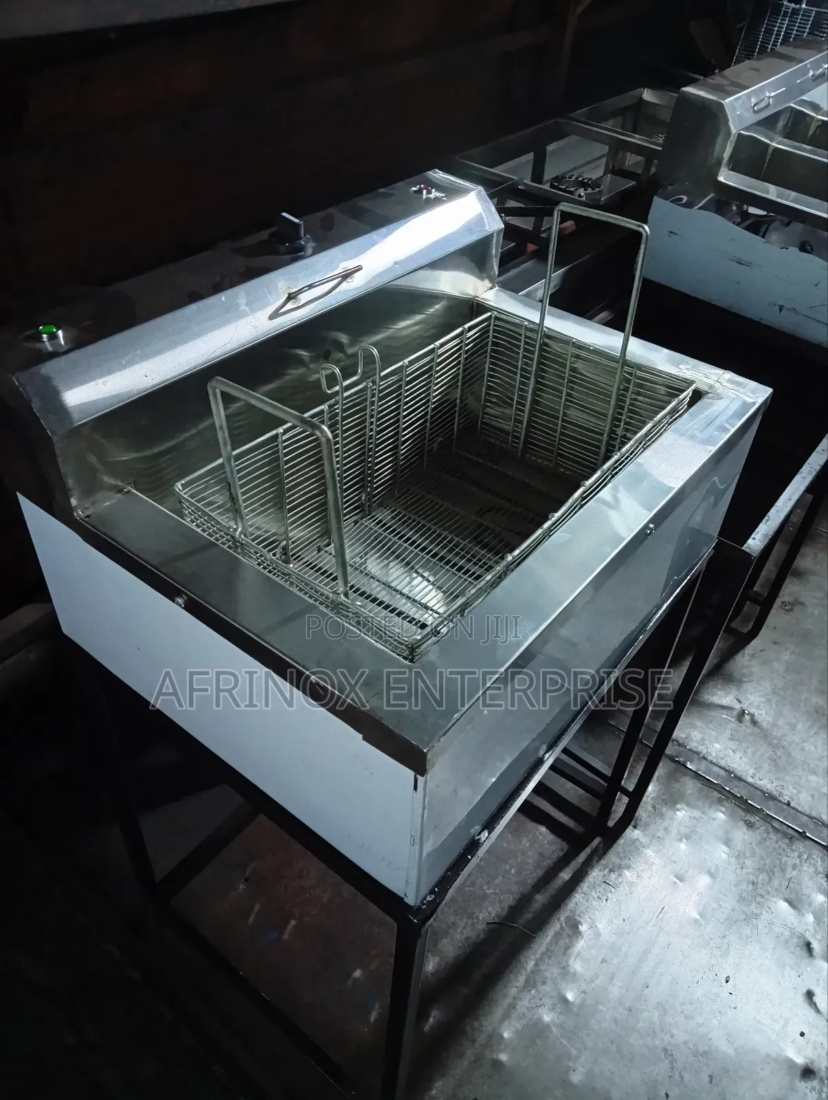 Heavy Duty Deep Fryer – Commercial Use