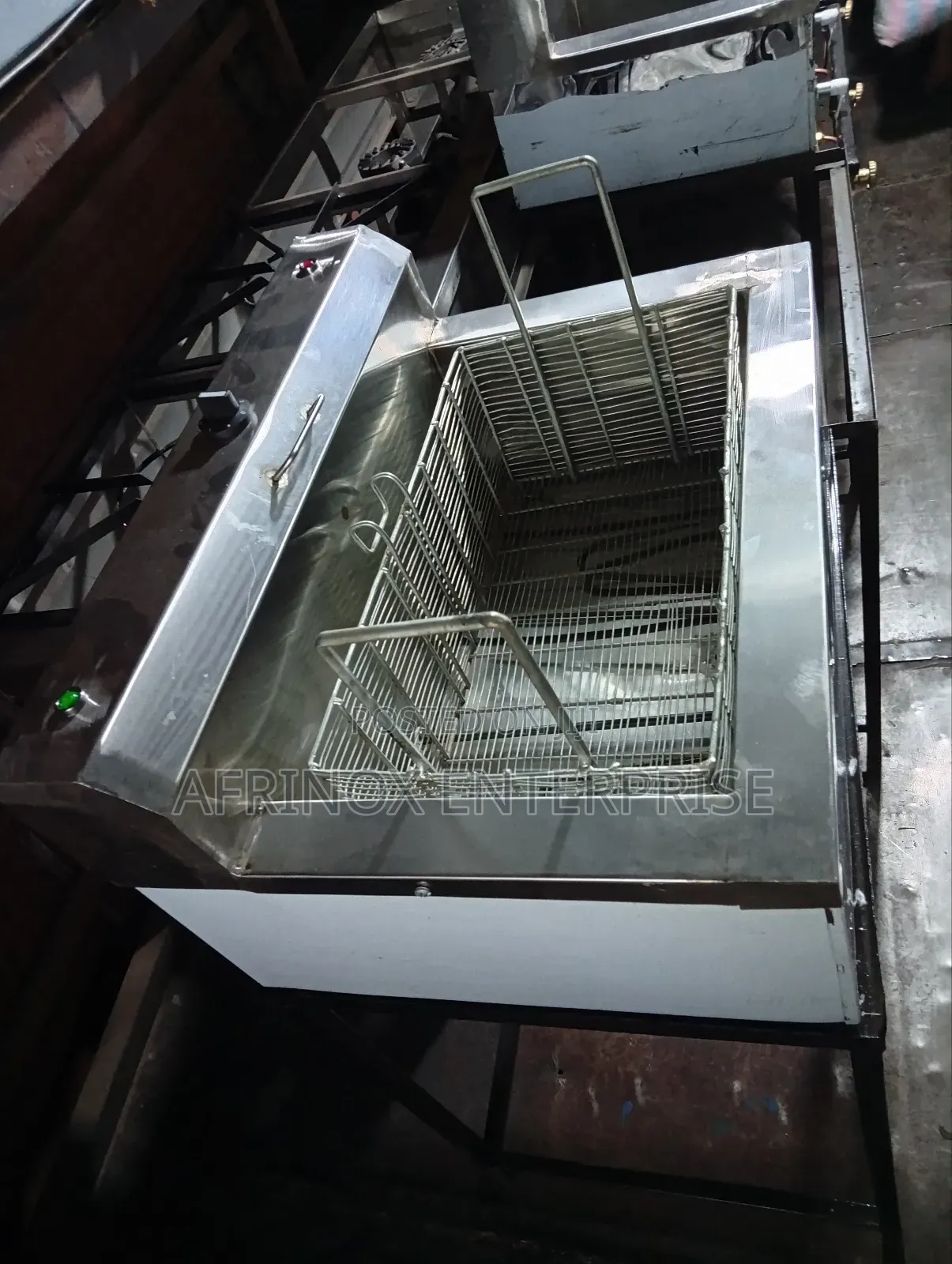 Heavy Duty Deep Fryer – Commercial Use