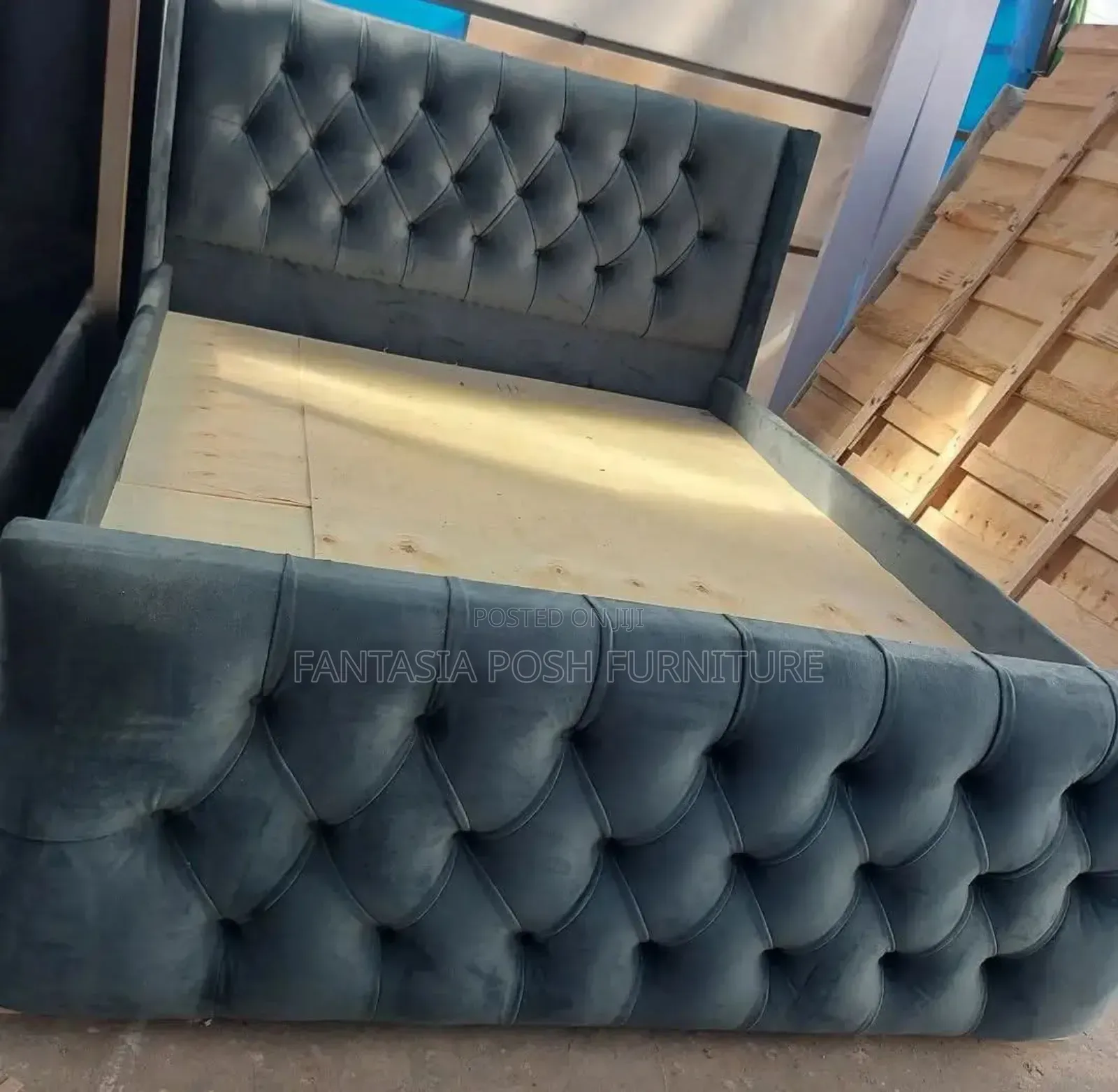 5x6 Tufted Velvet Bed - Free Delivery