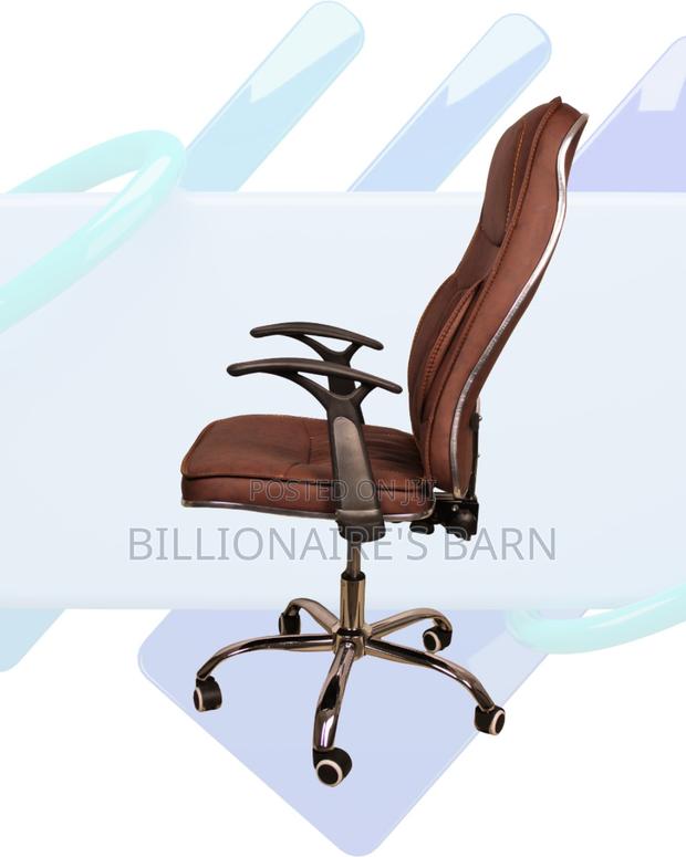 Space-Saving Executive Durable Ergonomic Headrest | Same-Day Delivery - thumbnail 2
