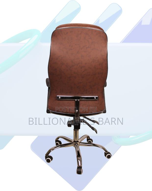 Space-Saving Executive Durable Ergonomic Headrest | Same-Day Delivery - thumbnail 4