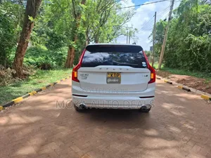 Volvo XC60 T5 Dynamic AWD 2017 White