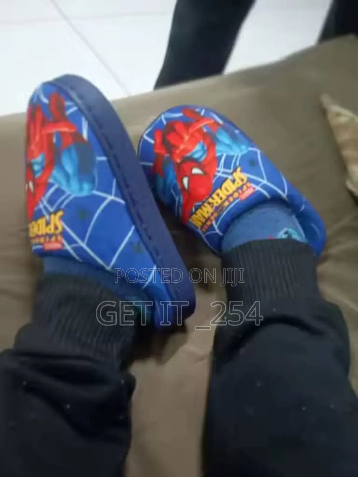 *Kids Furry Indoor Slippers* 

▫Sizes: 24 - 38