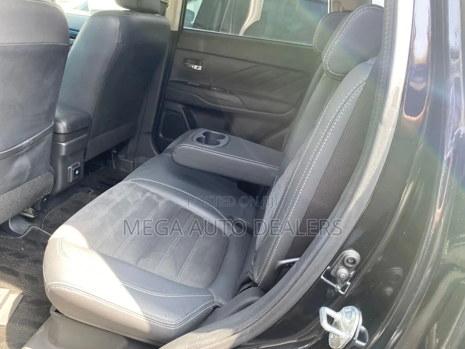 Mitsubishi Outlander 2018 Black