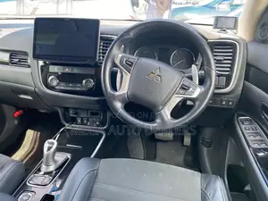 Mitsubishi Outlander 2018 Black