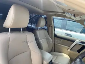 Toyota Land Cruiser Prado 2021 Black