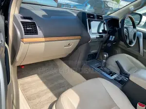 Toyota Land Cruiser Prado 2021 Black