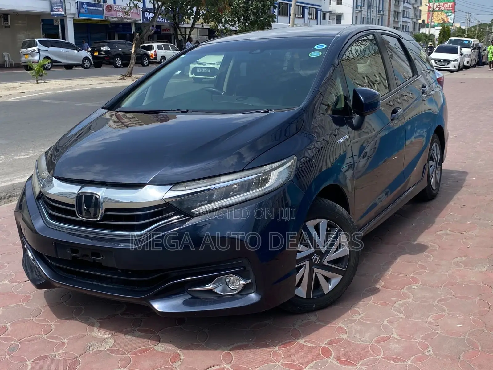 Honda Fit Shuttle 2018 Black