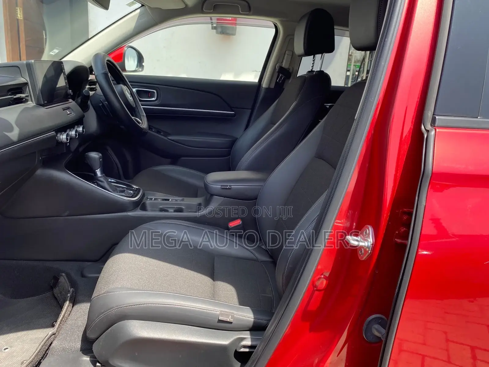 Honda Vezel 2021 Red