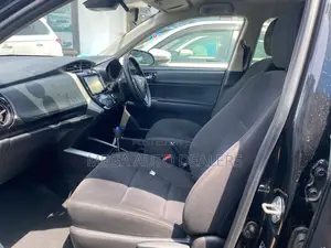 Toyota Corolla Fielder 2018 Black