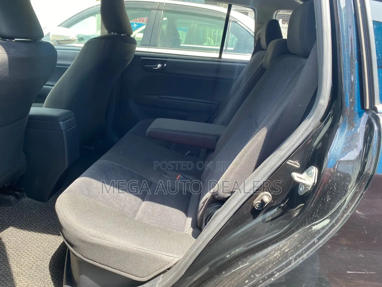 Toyota Corolla Fielder 2018 Black