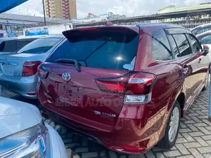 Toyota Corolla Fielder 2018 Red