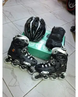 Roller Skate Shoe Set
