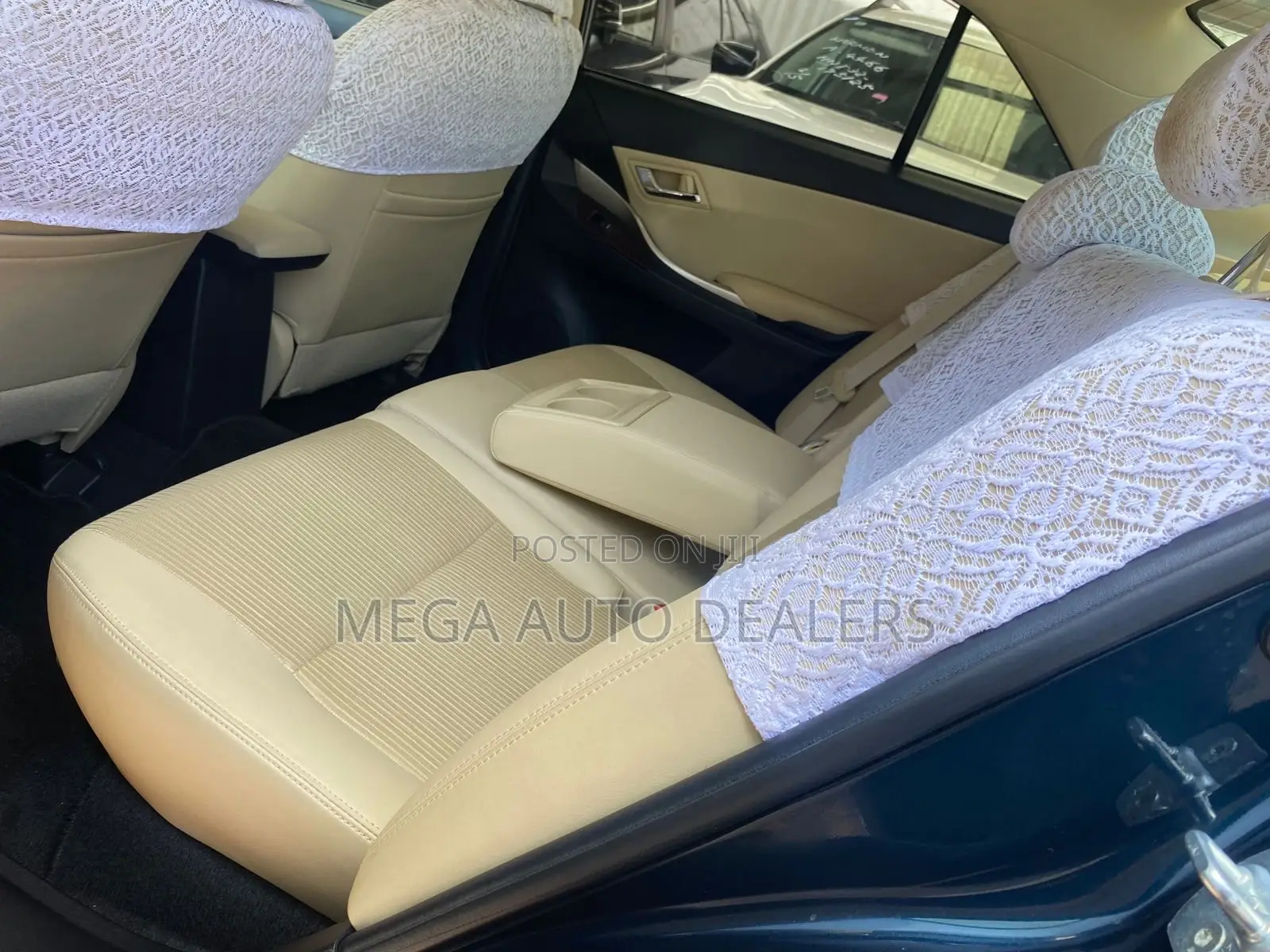 Toyota Premio 2018 Black