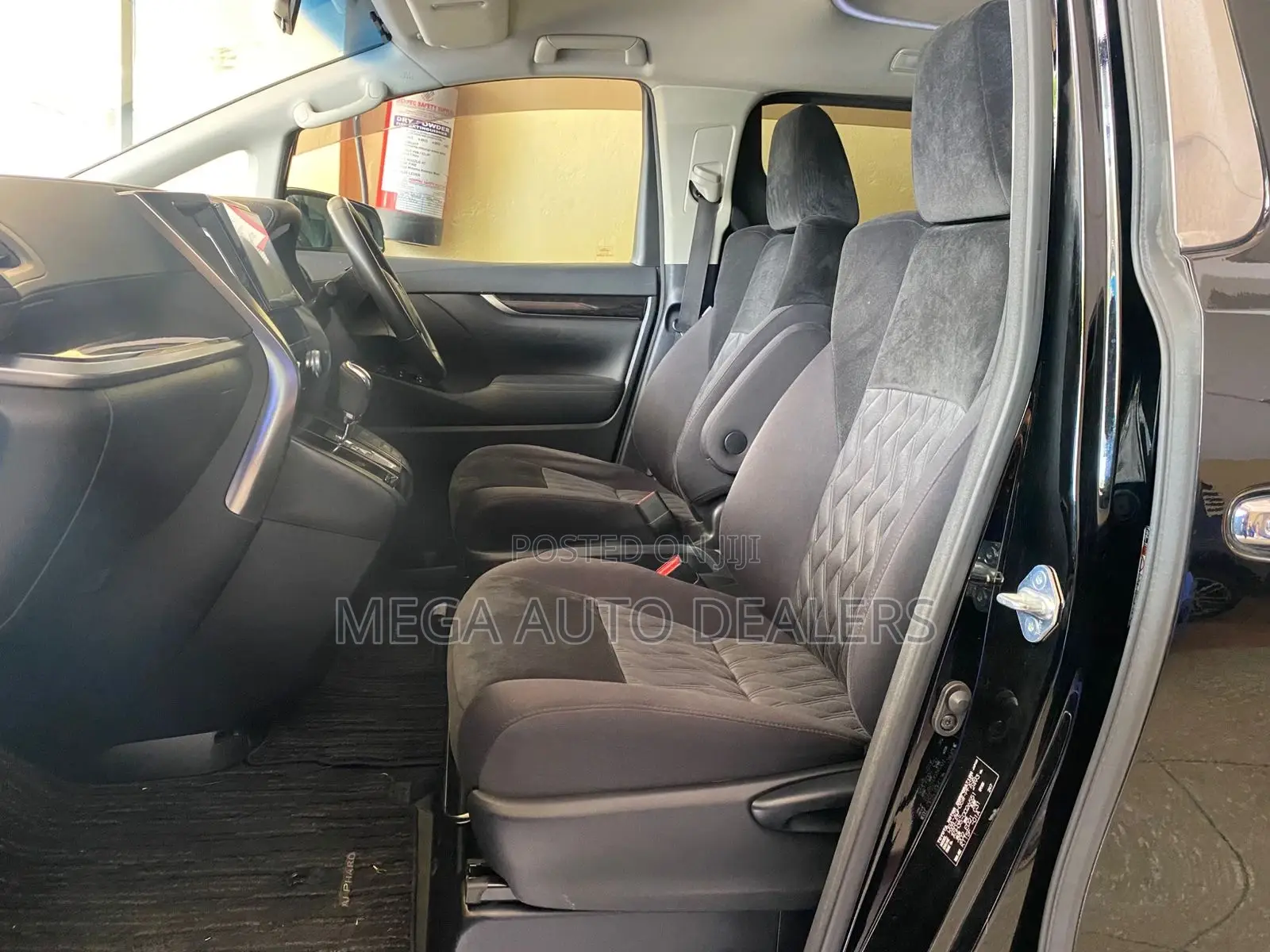 Toyota Alphard 2018 Black