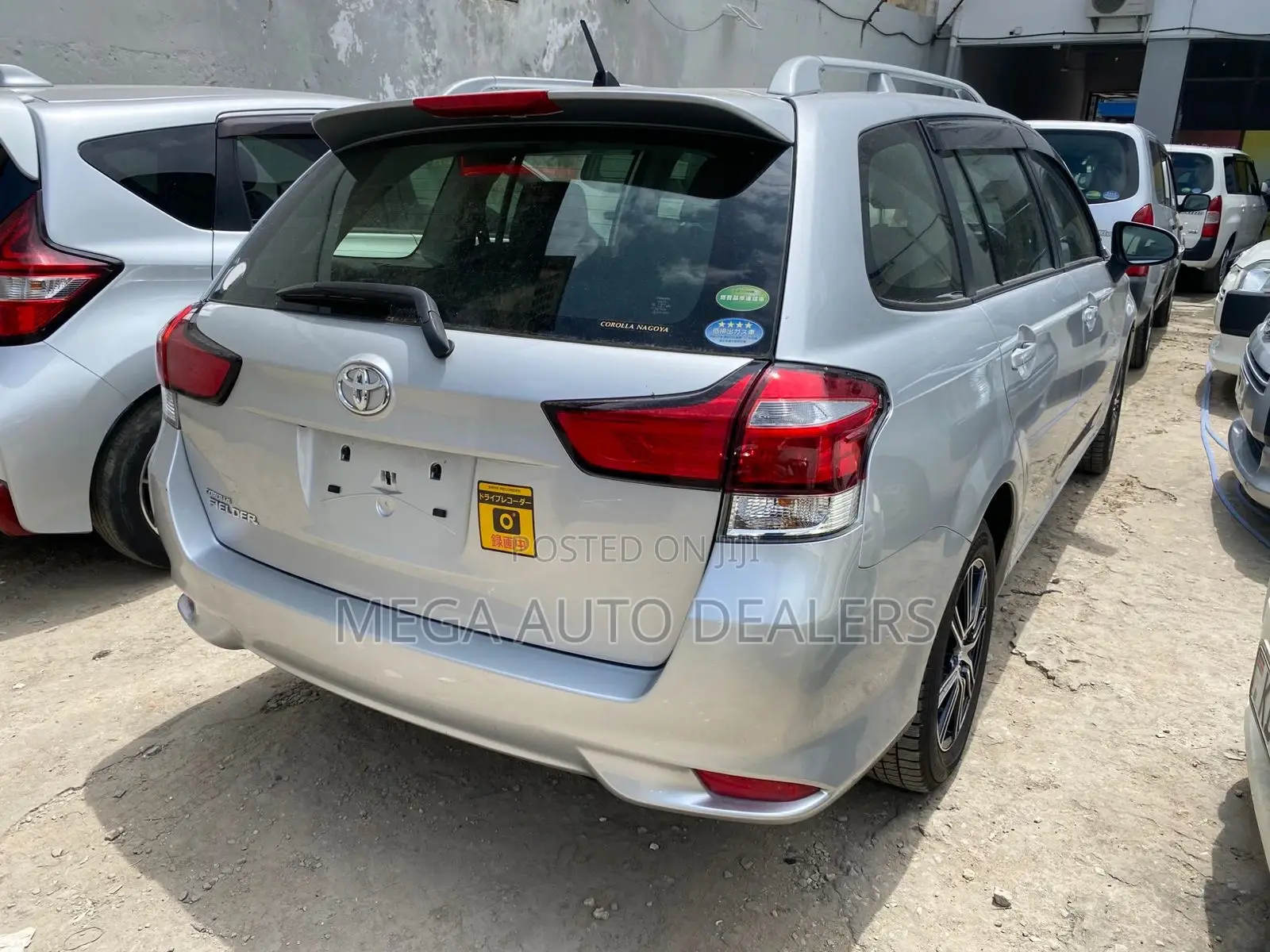 Toyota Corolla Fielder 2018 Silver