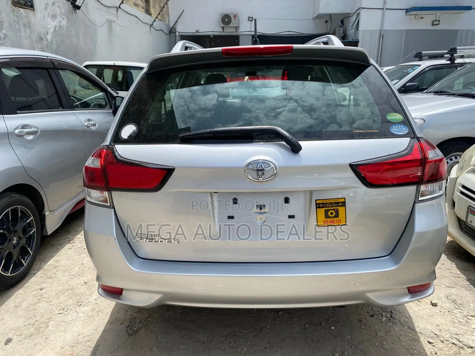 Toyota Corolla Fielder 2018 Silver