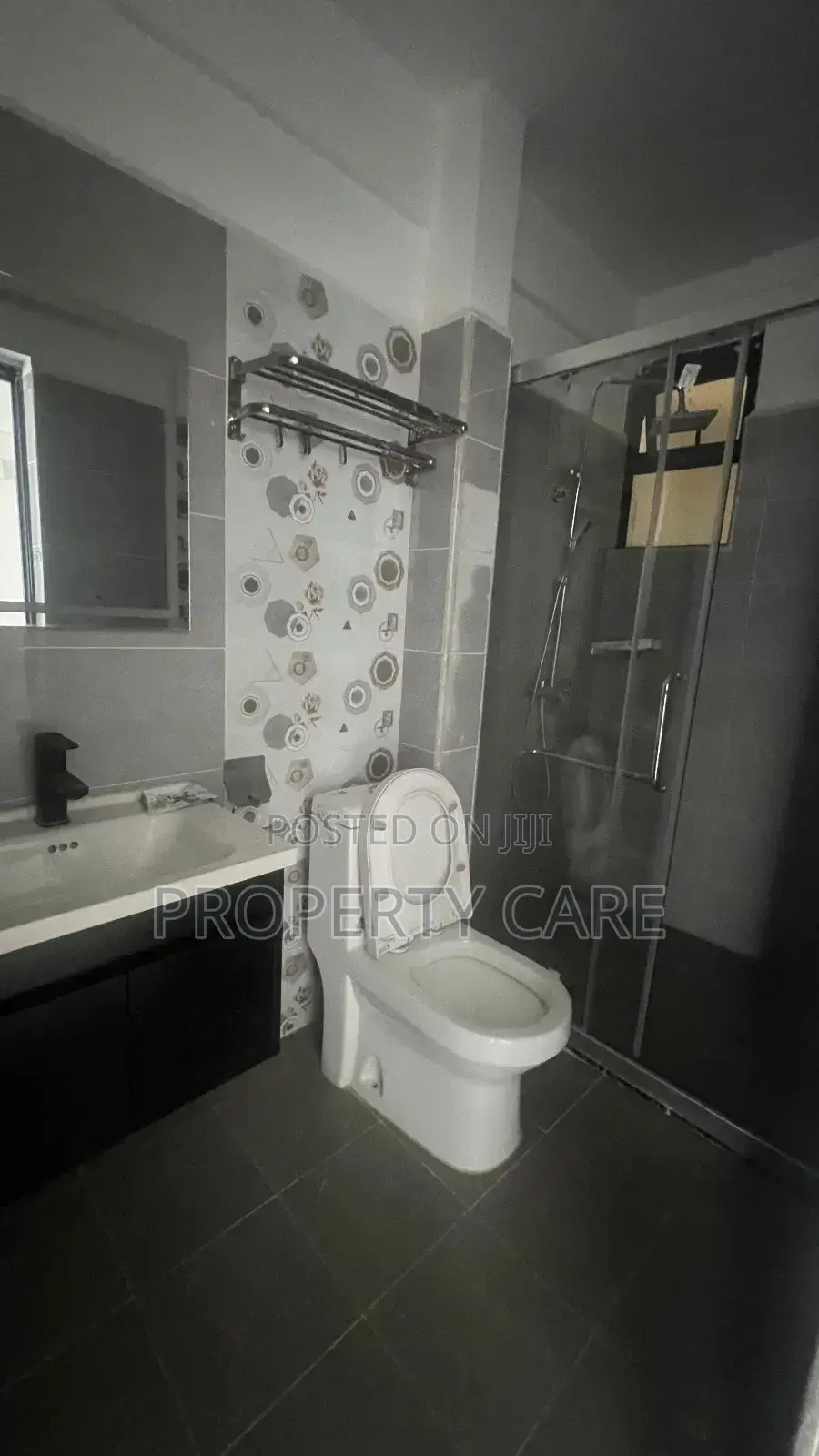 1bdrm Apartment in Valley Arcade for rent