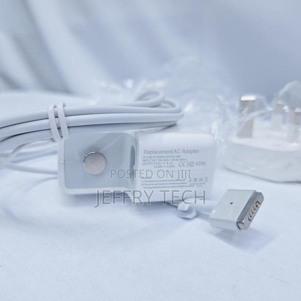 Macbook 45w T Shape Tip Magsafe 2 - main view