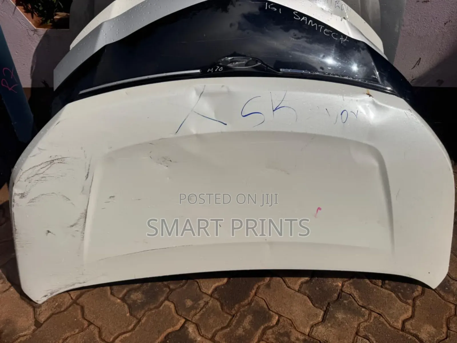 Excellent Quality Ex Japan Toyota Voxy 2015 Bonnet Available