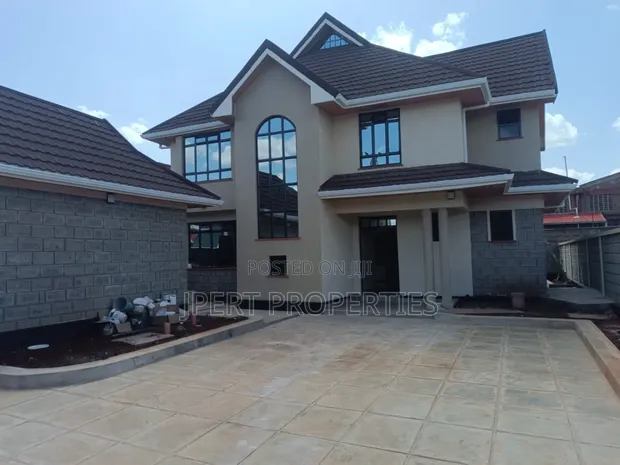 4bdrm Maisonette in Bamboo Estate, Ruiru for sale