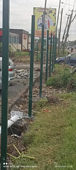 Green Anti Cut/Anti Climb Clear Fence.