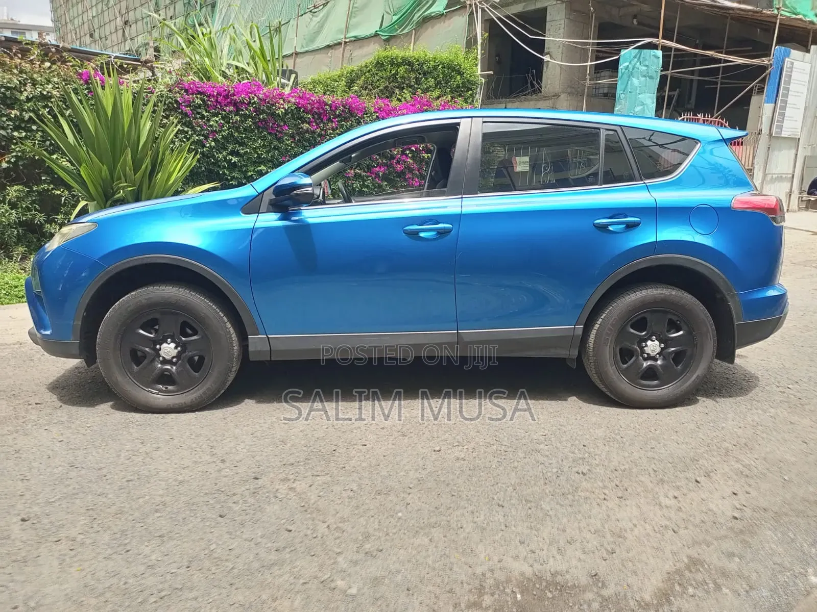 Toyota RAV4 2018 Blue