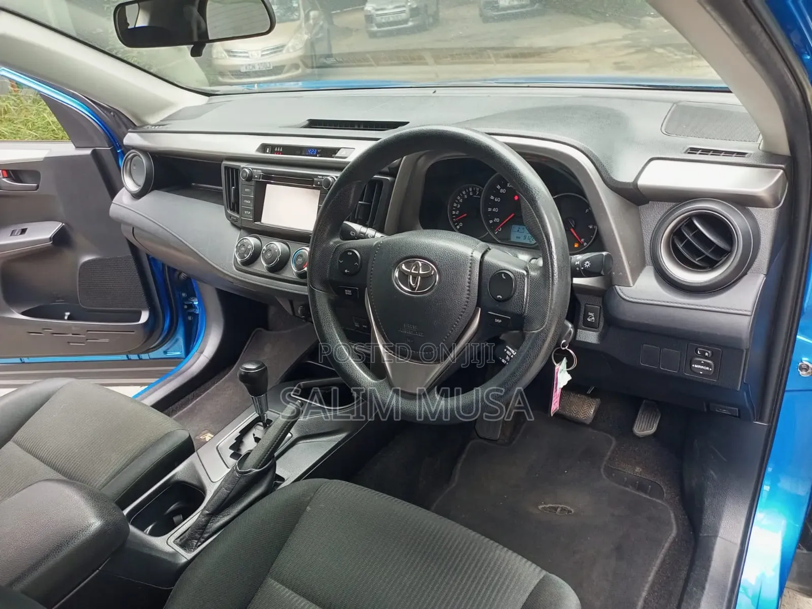 Toyota RAV4 2018 Blue