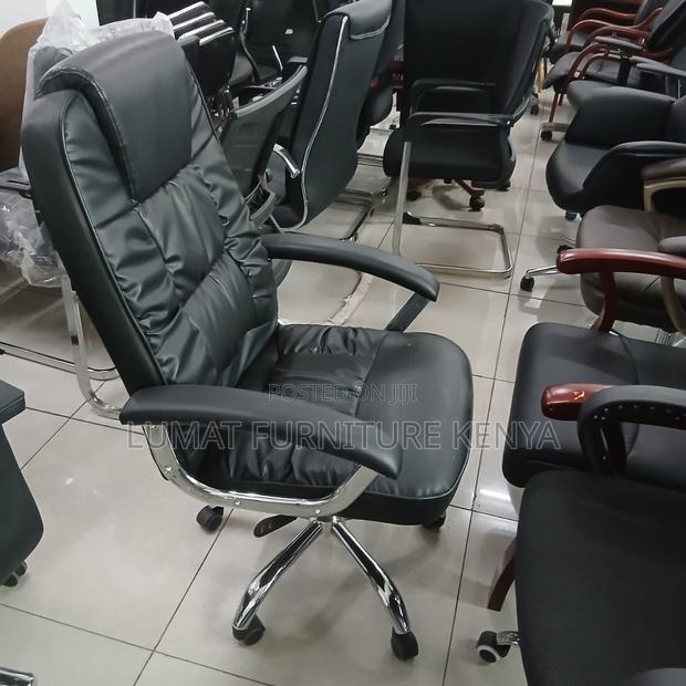 Swivel Adjustable Staff Comfortable Seat - thumbnail 3