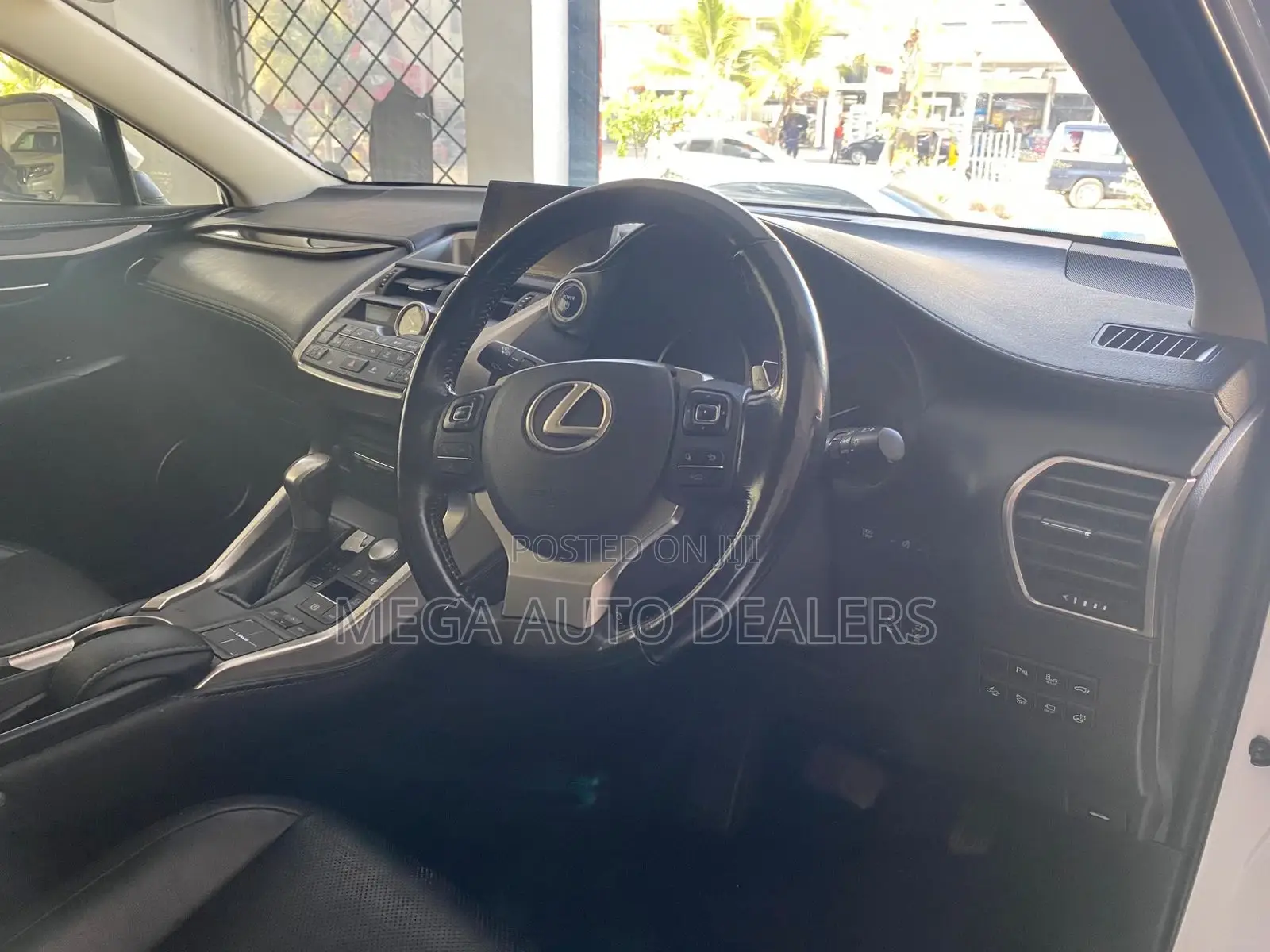 Lexus NX 300 FWD 2018 White