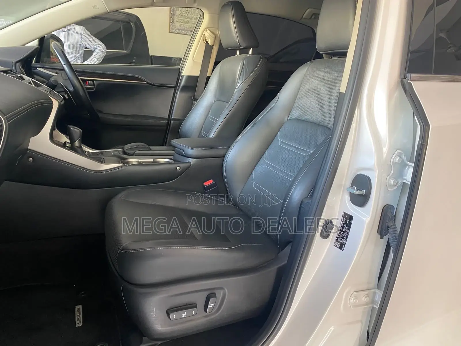 Lexus NX 300 FWD 2018 White