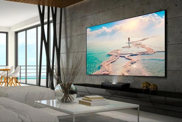 Manual Projector Screen 240×240 – Crisp Images, Wide Coverage! - main view