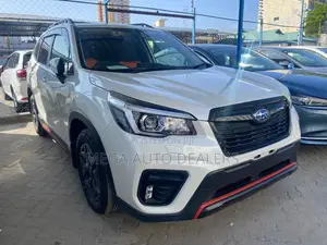 Subaru Forester 2018 White